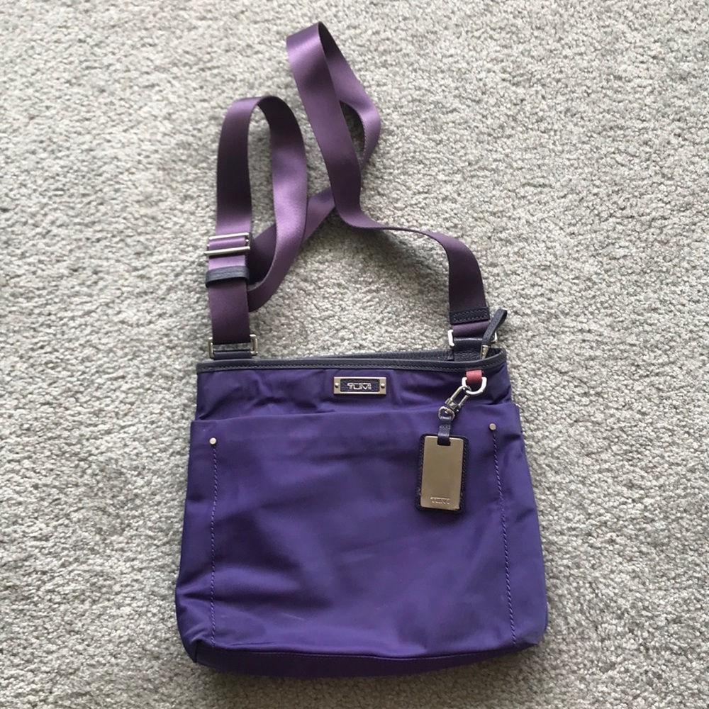 ⬇️⬇️Tumi Crossbody Bag